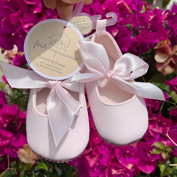 First Impressions Other - Rhinestone Bottom Baby Shoes🎀